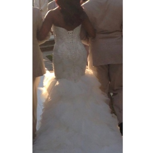 Sottero and Midgley Ivory Raquelle 72743 Wedding Dress w/Mermaid Silhouette - Picture 4 of 16